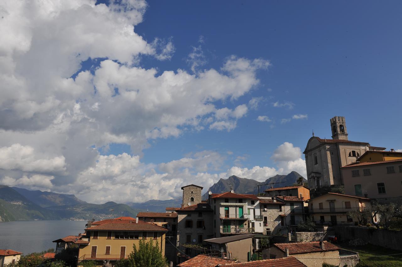 Hotel Bellavista Meuble Monte Isola Εξωτερικό φωτογραφία